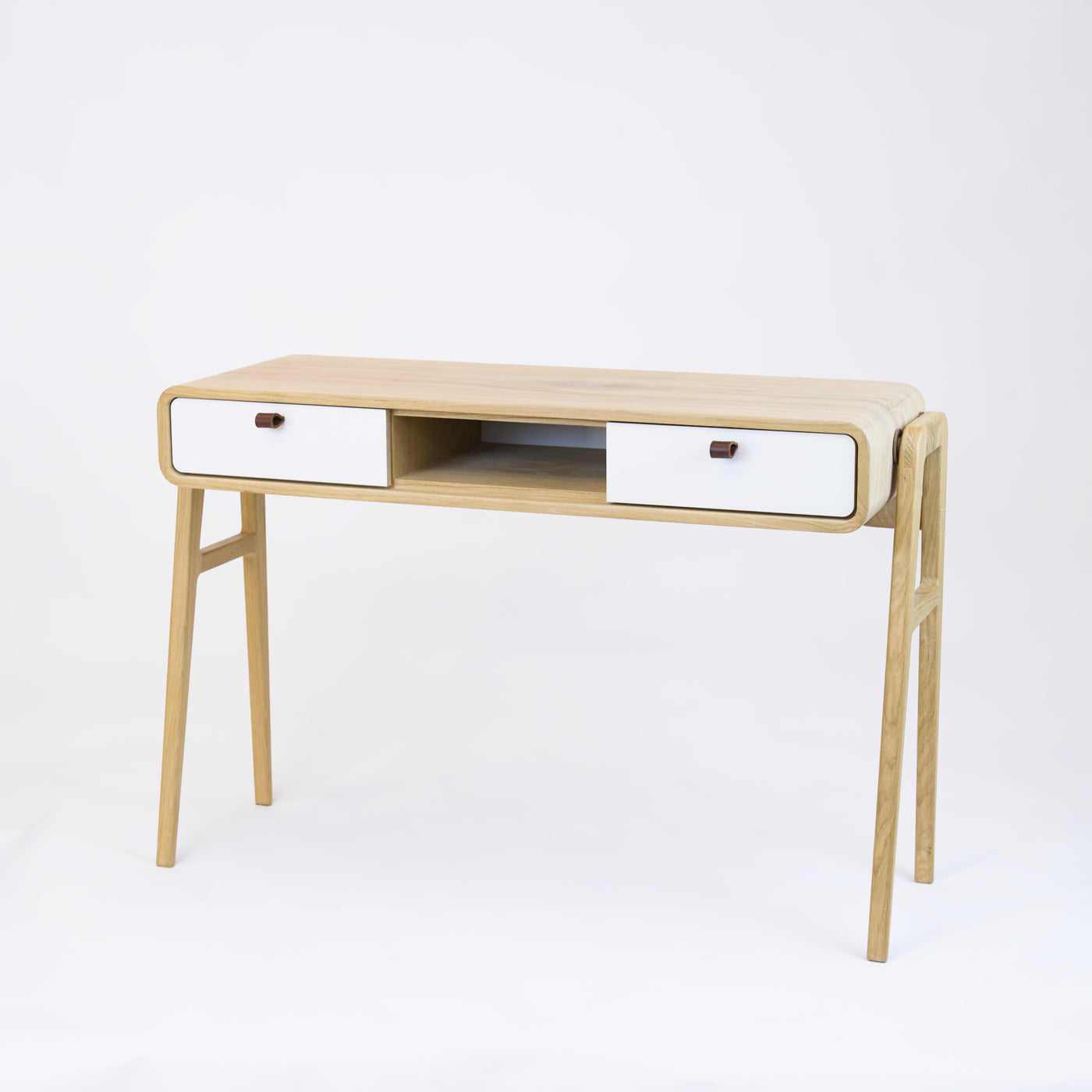 High desk and storage bench nm13H. The main corpus is crafted from solid Norwegian oak, featuring 2 drawers with white fronts and 1 slot.