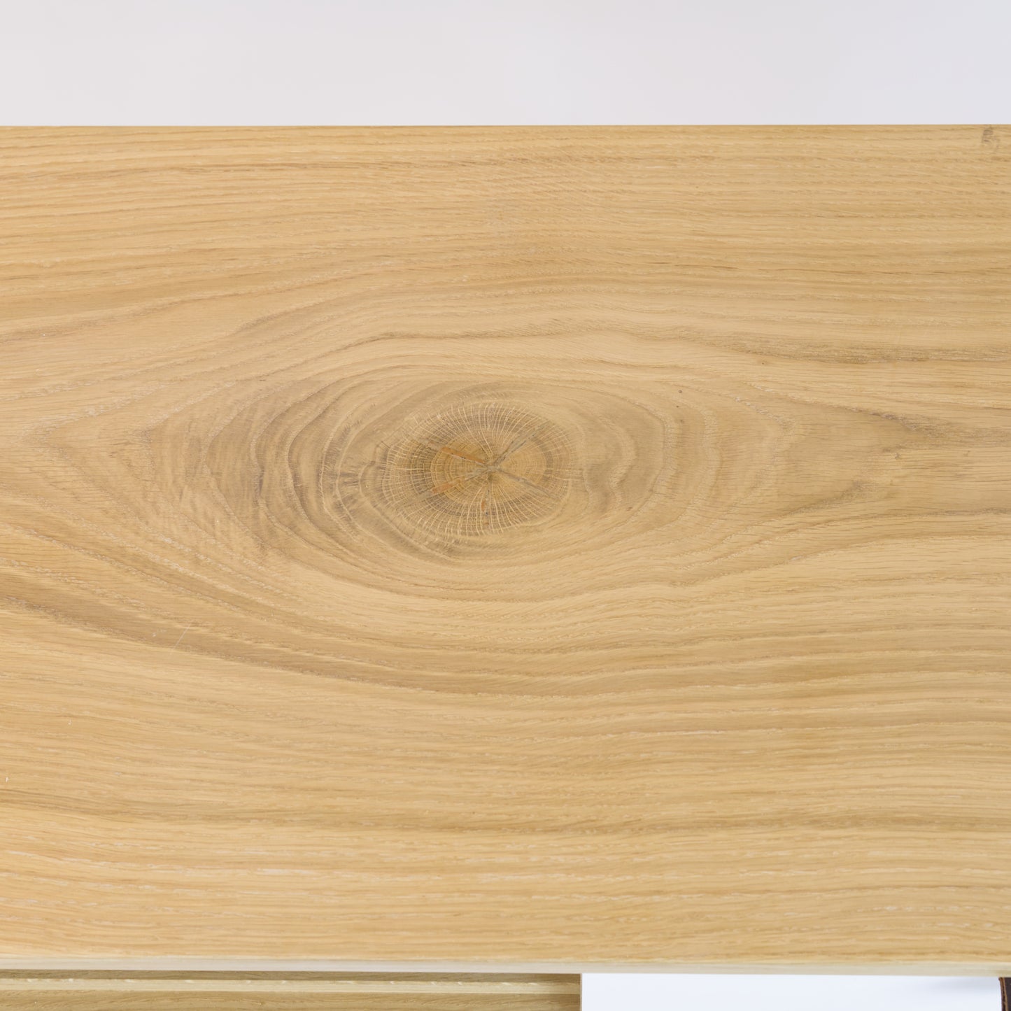 High desk and storage bench nm13H. The main corpus is crafted from solid Norwegian oak, featuring 2 drawers with white fronts and 1 slot.
