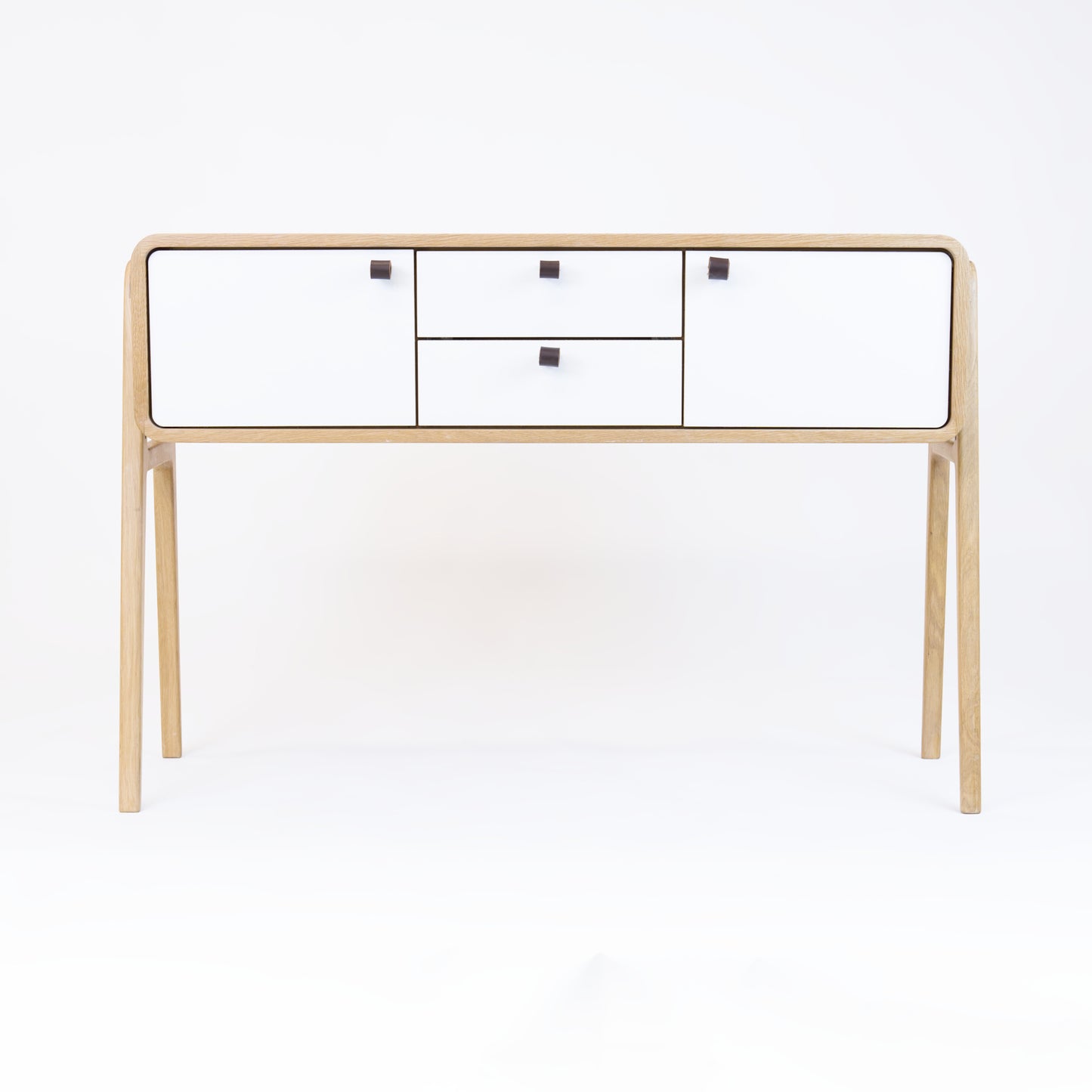 High sideboard nm23H. The main corpus is crafted from solid Norwegian oak, featuring 2 doors and 2 drawers in the middle, all with white fronts.